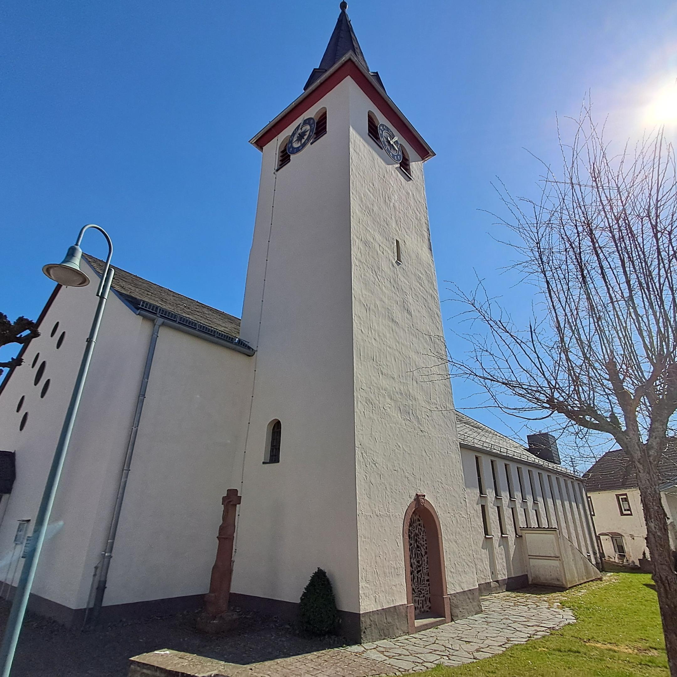 Kirche Neroth (c) Pfarrei Daun Heilig Geist Kirche Neroth